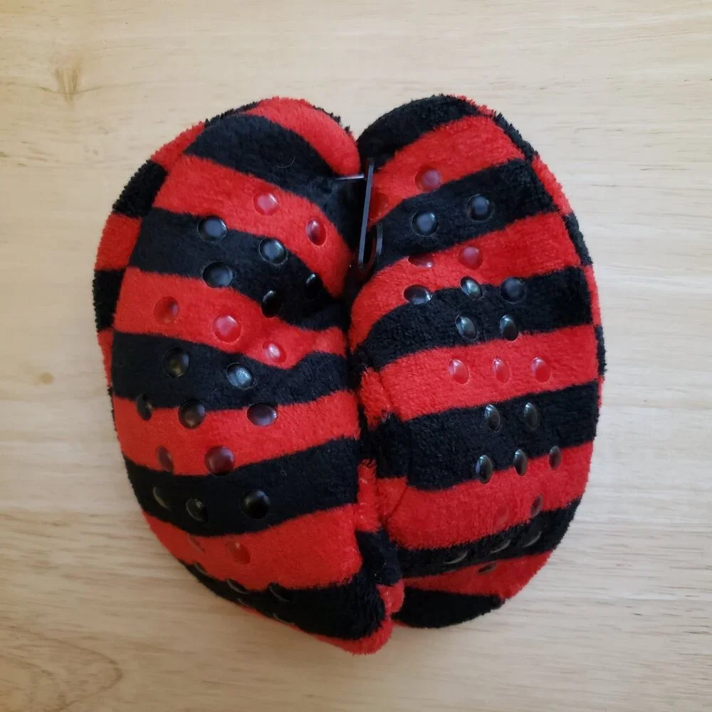 NWT Kids Disney Mickey Mouse slippers